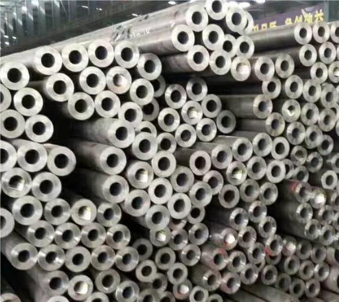 巴中GB8162结构用无缝钢管