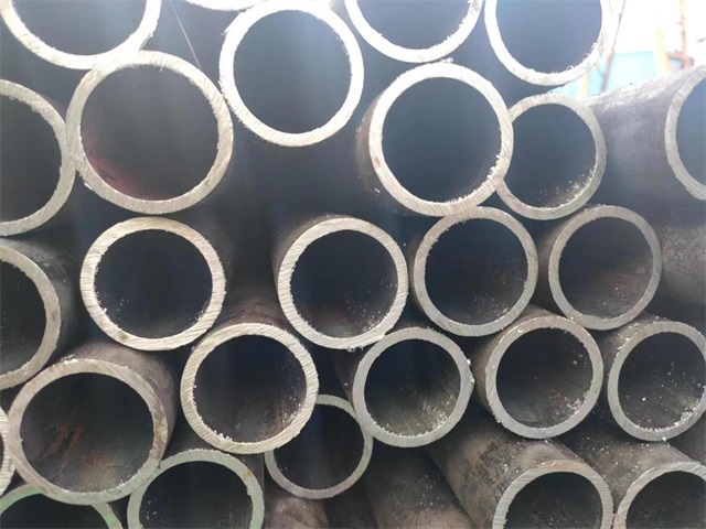 巴中27simn无缝钢管厂