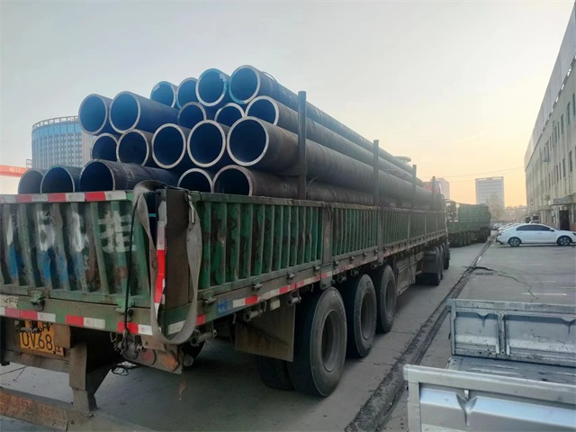 巴中45#结构无缝钢管